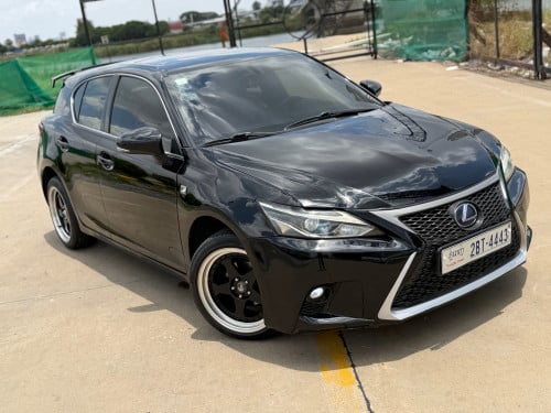 Lexus CT200h 2013 F-sport up 2022 ក្នុងក្រៅ