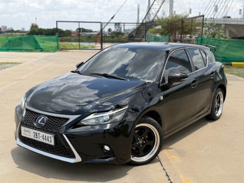 Lexus CT200h F-sport 2013 up 2022 ( ឡើងក្នុងក្រៅ )