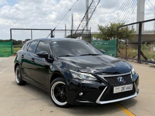 Lexus CT200h F-sport 2013 up 2022 ( ឡើងក្នុងក្រៅ )