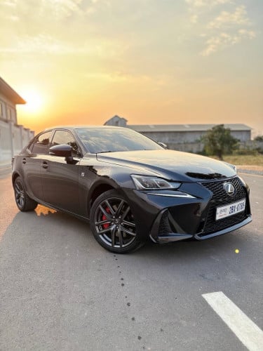 Lexus IS200T F-Sport 2016 up IS300T