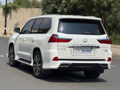 Lexus LX570 ឆ្នាំ2016 ម្ចាស់ដើម ធានាឡានស្អាត