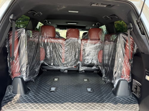 Lexus LX570 ឆ្នាំ2016 ម្ចាស់ដើម ធានាឡានស្អាត