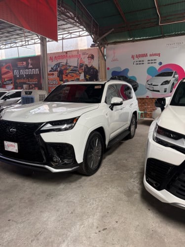 Lexus LX600 2024 ស Fsport ក្នុងក្រហម USA ប្រើ 150Miles New Tax