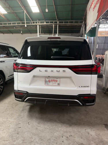 Lexus LX600 2024 ស Fsport ក្នុងក្រហម USA ប្រើ 150Miles New Tax