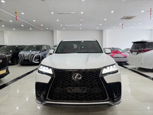 Lexus lx600 F-Sport 2023 7Seat Full option