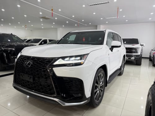Lexus lx600 F-Sport 2023 7Seat Full option