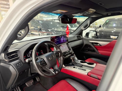 Lexus lx600 F-Sport 2023 7Seat Full option