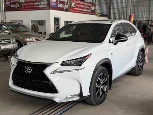 Lexus Nx200t 2016 F-Sport ក្នុងក្រហម គុជ៣ ប៉ុង២ ៥ប៊ូតុង