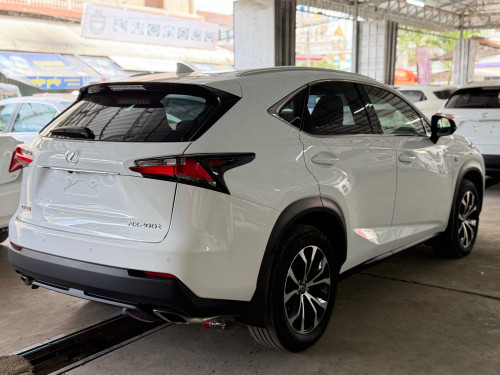Lexus Nx200t 2016 F-Sport ក្នុងក្រហម គុជ៣ ប៉ុង២ ៥ប៊ូតុង