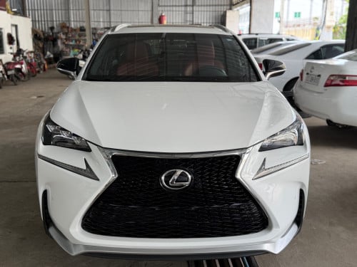 Lexus Nx200t 2016 F-Sport ក្នុងក្រហម គុជ៣ ប៉ុង២ ៥ប៊ូតុង
