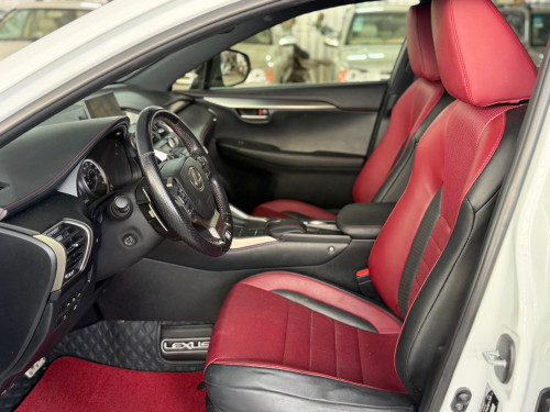 Lexus Nx200t 2016 F-Sport ក្នុងក្រហម គុជ៣ ប៉ុង២ ៥ប៊ូតុង