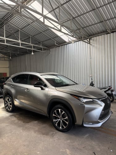 Lexus nx200T f-sport 2015 តមៃ្ល34900$ចរចា❤️