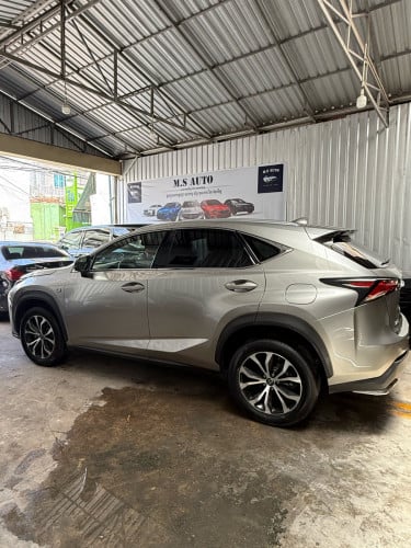 Lexus nx200T f-sport 2015 តមៃ្ល34900$ចរចា❤️