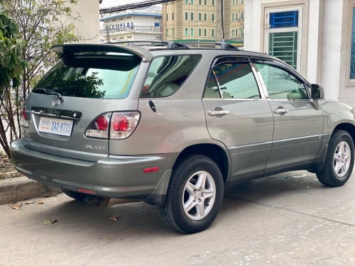 Lexus Rx 300 2003 ប៉ុង1