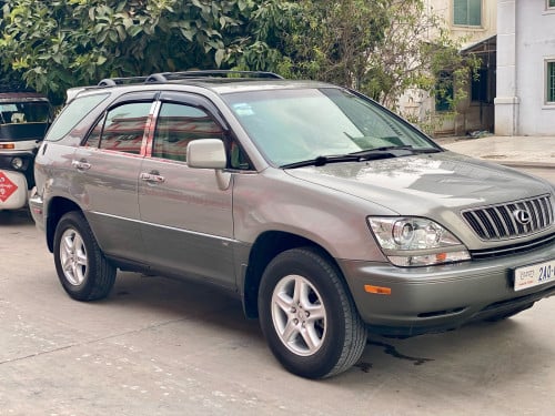 Lexus Rx 300 2003 ប៉ុង1