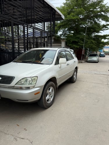 Lexus rx300 2002 P1 11700​ PP2-AI