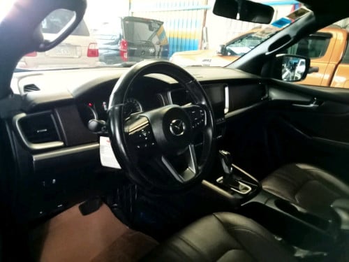 Mazda BT 50 $35,000 Y 2022