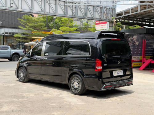 Mercedes Benz V-class