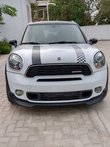 Mini Cooper countryman JCW 013 ក្រដាសពន្ធ តំលៃ18500$(ចរចារ)ឡានមូល ថ្នាំហ្សុីន1ជុំ