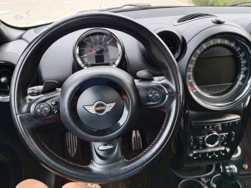 Mini Cooper countryman JCW 013 ក្រដាសពន្ធ តំលៃ18500$(ចរចារ)ឡានមូល ថ្នាំហ្សុីន1ជុំ