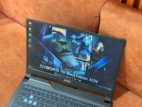 MSI Cyborg 15 A13VF ( 99% )CPU Core i7-13th, RAM 16GB, SSD 512GB, VGA Nvidia RTX4060 8GB