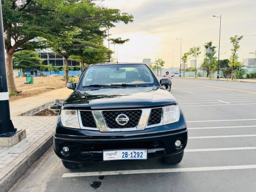 NAVARA 07ប៉ុង2ឡានមហាខ្ចី