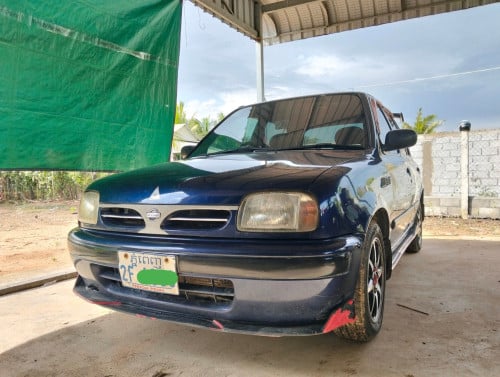 Nissan March 1996