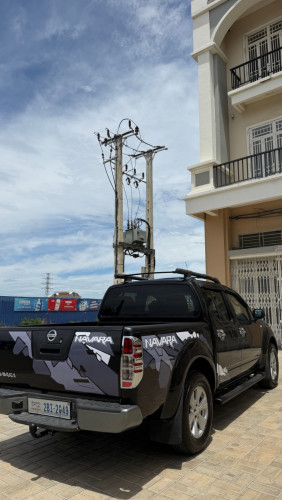 Nissan NAVARA ឆ្នាំ 06