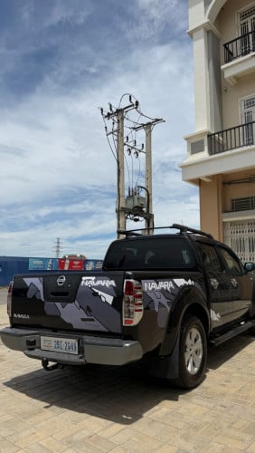 Nissan NAVARA ឆ្នាំ 06