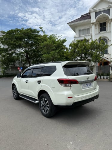 Nissan Terra 2021