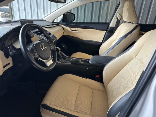 Nx 200t 2016 luxury