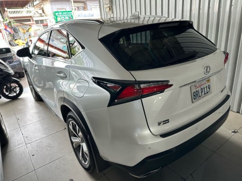 Nx 200t 2016 luxury