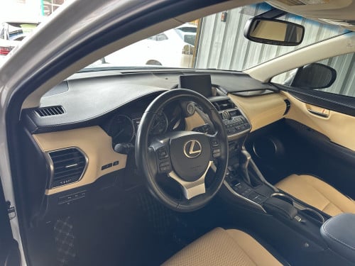 Nx 200t 2016 luxury