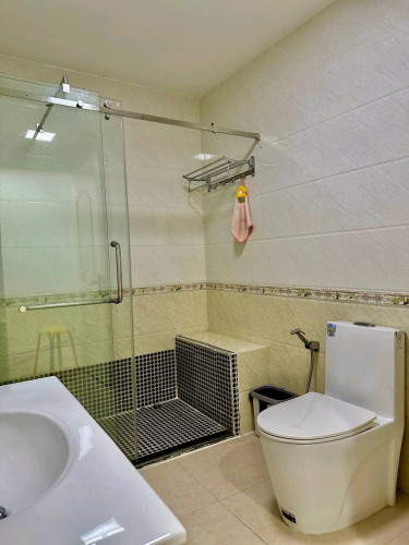 Olympia 2Bed 400$