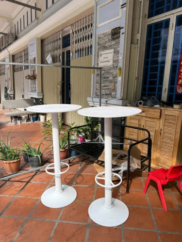 Outdoor table