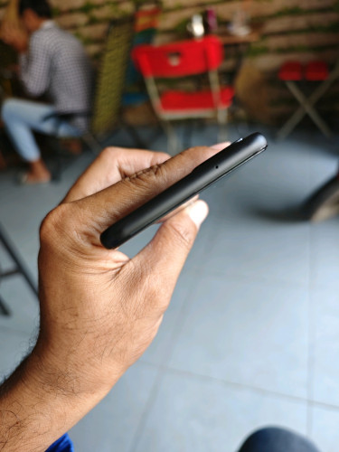 Pixel 4xl 6g/64g_USA(វៃដូរបាន)👉$110