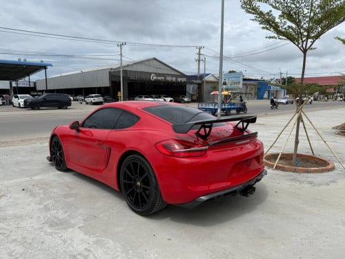 Porsche Cayman S Years : 2014 Option : Full