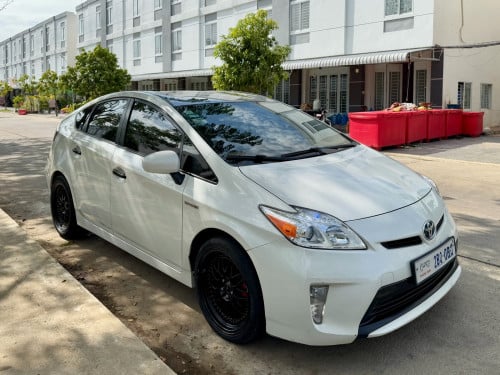 Prius 2013 សម្រាប់ជួល