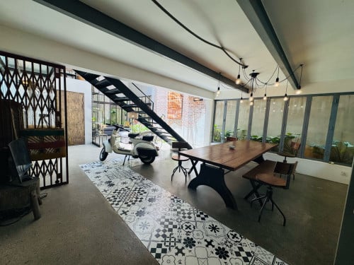 Renovated 3 Bedrooms For Rent in Tonle Bassac Area Close to BKK1