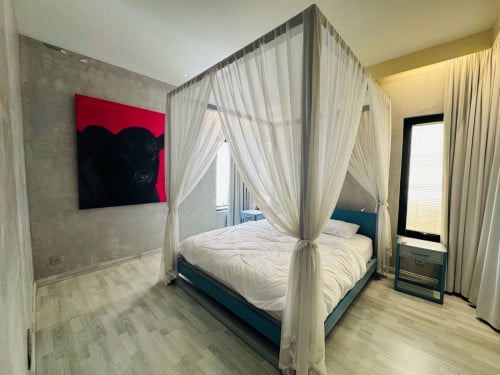 Renovated 3 Bedrooms For Rent in Tonle Bassac Area Close to BKK1
