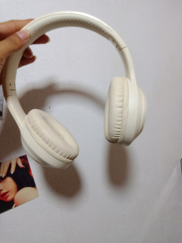 Resell កាស Bluetooth