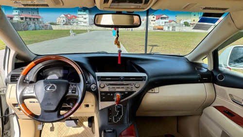 RX 350 Full Option For rent