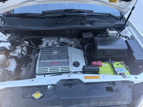 RX300 ឆ្នាំ 2001