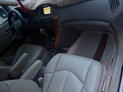 RX300 ឆ្នាំ 2001