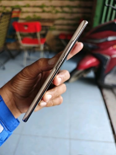 Samsung S10 5G 8g/256g_Korea(វៃដូរបាន)👉$145