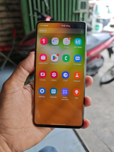 Samsung S10 5G 8g/256g_Korea(វៃដូរបាន)👉$145