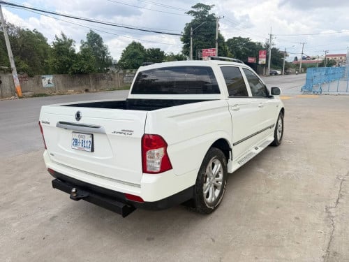 Ssang Yong Actyon Sport 2017 ម៉ាស៊ីនម៉ាស៊ូត