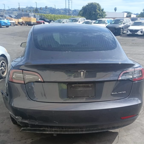 Tesla Model 3 AWD Long Range