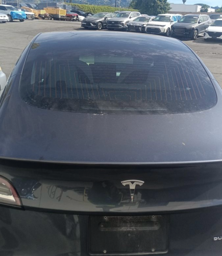 Tesla Model 3 AWD Long Range