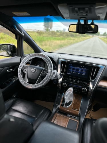 TOYOTA ALPHARD 2016 UP 2020 (Hybrid)  EXECUTIVE LOUNGE